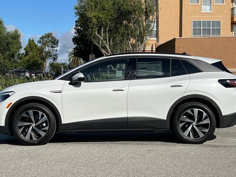 New 2025 Volkswagen ID.4 Pro image 7