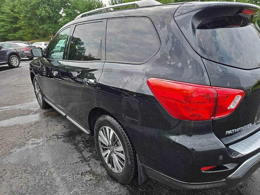 Used 2020 Nissan Pathfinder S AWD/4WD image 6