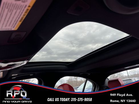 Used 2022 Alfa Romeo Giulia Veloce image 27