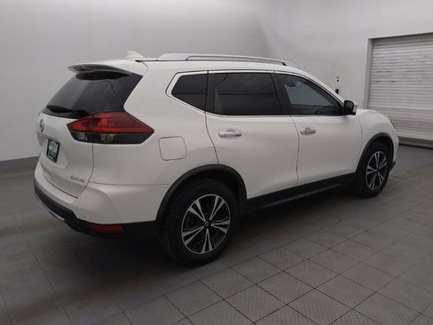 Used 2020 Nissan Rogue SV w/ Premium Package AWD/4WD image 10