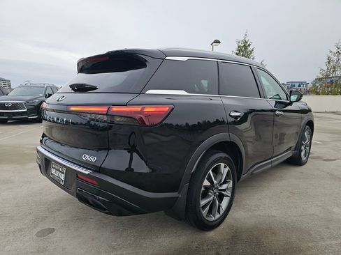 Certified 2023 INFINITI QX60 Luxe w/ Vision Package image 8