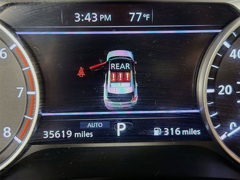 Used 2023 Nissan Rogue SV AWD/4WD image 13