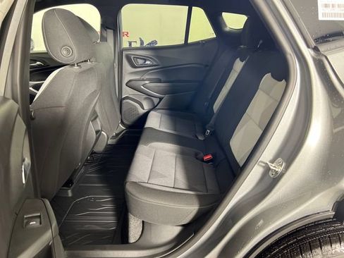 New 2026 Chevrolet Trax RS w/ Sunroof Package FWD image 23