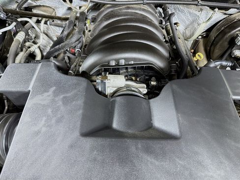 Used 2017 Chevrolet Silverado 1500 LT w/ All Star Edition image 37