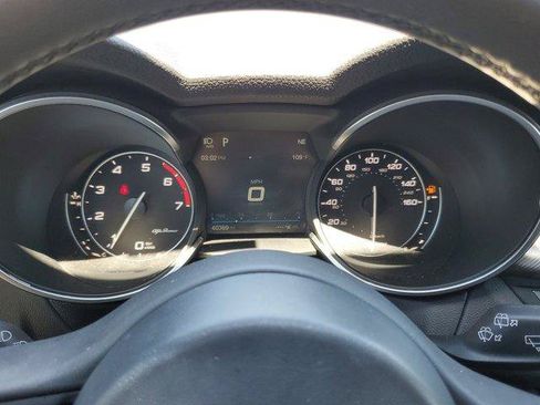 Used 2018 Alfa Romeo Stelvio Ti Sport AWD/4WD image 22