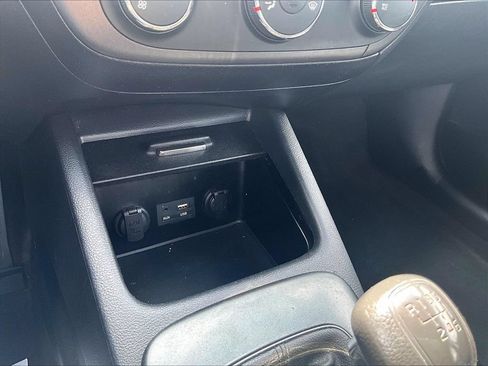 Used 2016 Kia Forte LX FWD image 32
