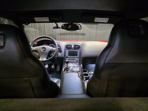 Used 2007 Chevrolet Corvette Z06 w/ Preferred Equipment Group image 17