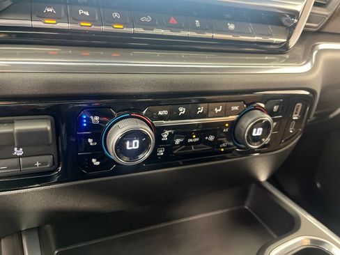 Certified 2024 Chevrolet Silverado 1500 High Country w/ Technology Package AWD/4WD image 23