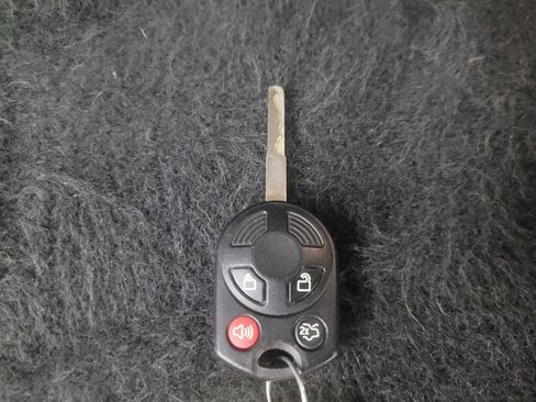 Used 2018 Ford Escape SEL AWD/4WD image 32