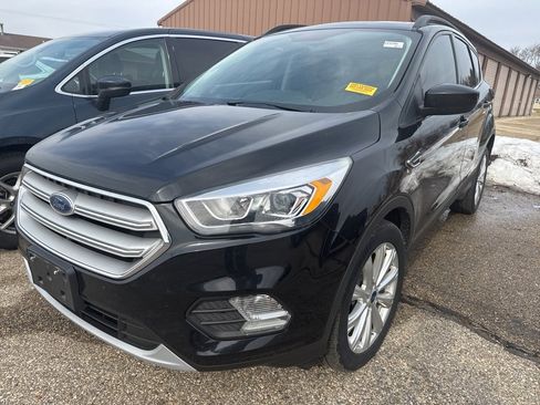 Used 2019 Ford Escape SEL w/ Sun & Style Package image 3