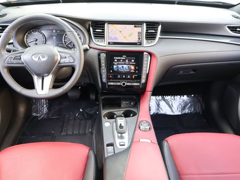 Certified 2025 INFINITI QX50 Sport image 18