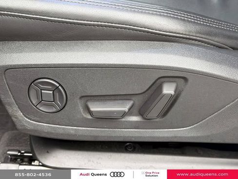 Certified 2023 Audi Q3 2.0T Premium w/ Convenience Package AWD/4WD image 19