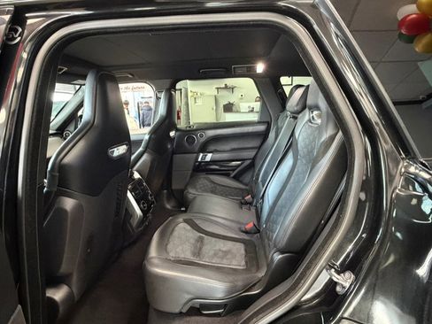 Used 2019 Land Rover Range Rover Sport SVR image 33