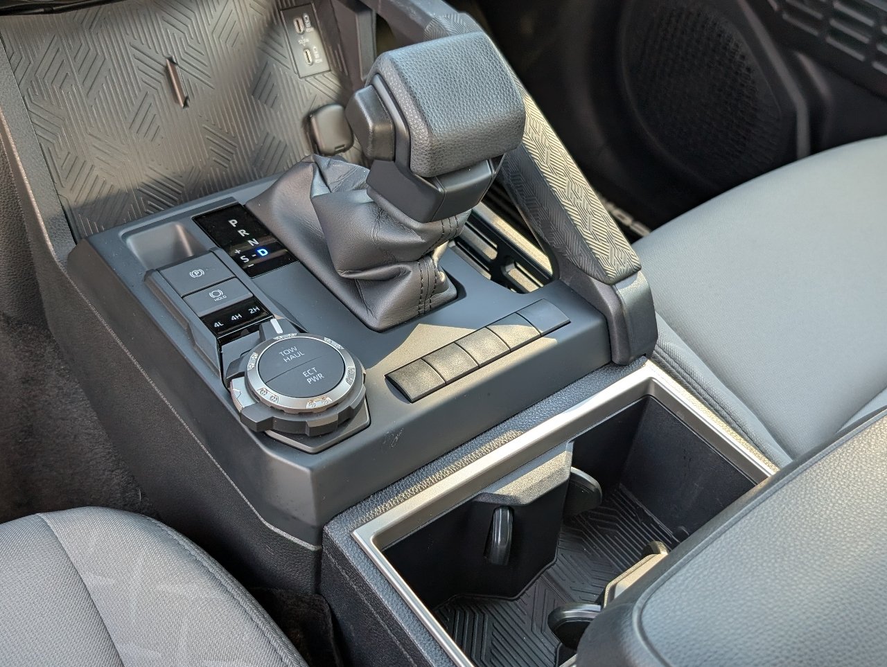 Used 2026 Toyota Tacoma SR5 AWD/4WD image 16
