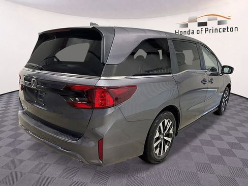 New 2026 Honda Odyssey EX-L image 3