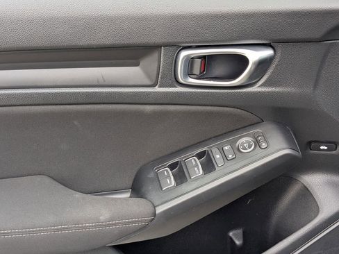 Used 2025 Honda Civic Sport image 13