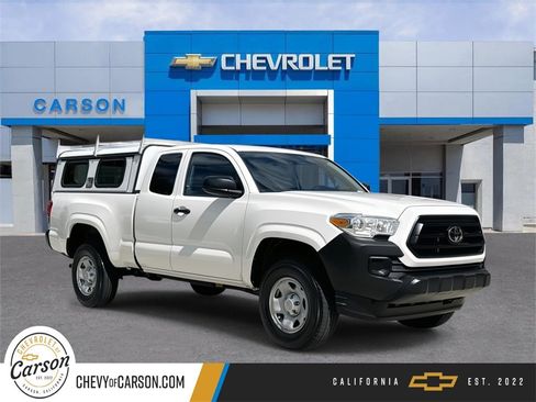 Used 2021 Toyota Tacoma SR image 1