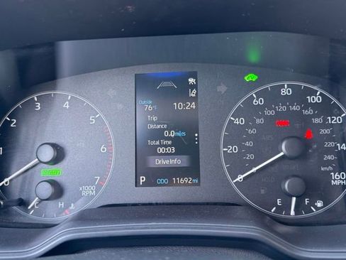 Used 2024 Toyota Corolla LE image 19