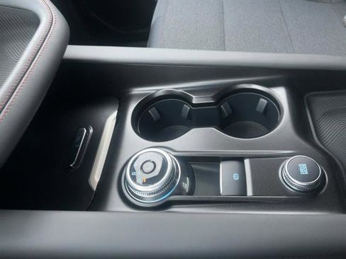 New 2025 Ford Explorer Active image 24