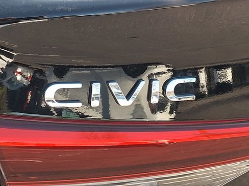 Used 2024 Honda Civic Sport image 31
