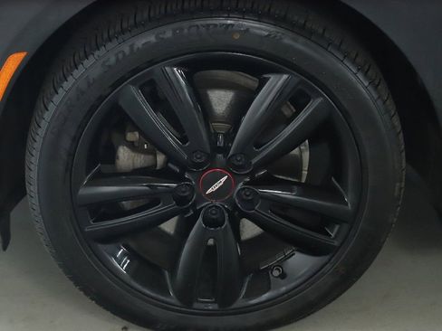 Used 2018 MINI Cooper S FWD image 38