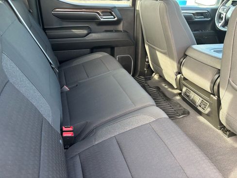 Used 2024 Chevrolet Silverado 1500 LT w/ Z71 Off-Road Package image 16