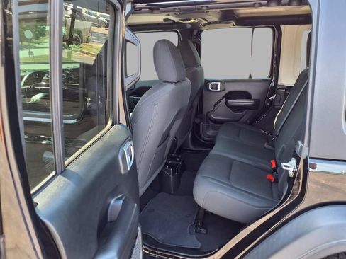 Used 2021 Jeep Wrangler Unlimited Sport AWD/4WD image 22