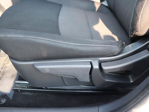 Used 2024 Nissan Sentra SV FWD image 41