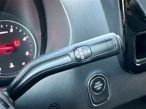 Used 2025 Mercedes-Benz Sprinter 144 Cargo image 17