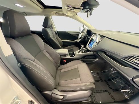 Certified 2025 Subaru Outback Premium w/ Popular Package #1A image 29