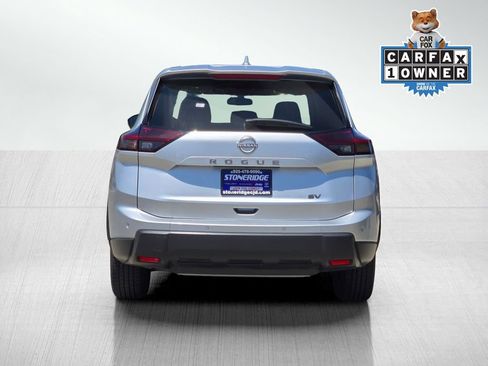 Used 2024 Nissan Rogue SV FWD image 5