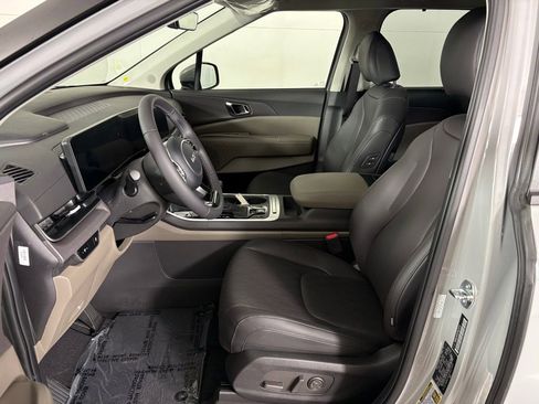 New 2026 Kia Carnival EX image 16