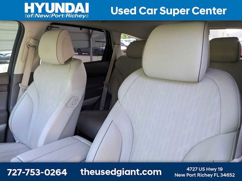 Used 2022 Genesis GV80 2.5T w/ Prestige Package 04 AWD/4WD image 7