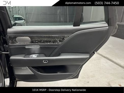Used 2025 Genesis G90 3.5T AWD/4WD image 27