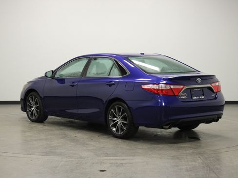 Used 2016 Toyota Camry XSE image 6