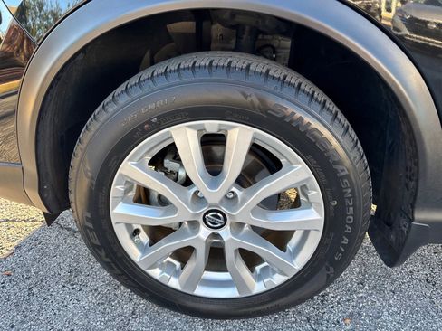 Certified 2022 Nissan Rogue Sport SV image 10