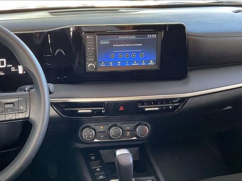 Used 2025 Nissan Kicks S w/ Charging Package image 10