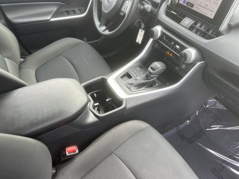 Used 2025 Toyota RAV4 LE image 16