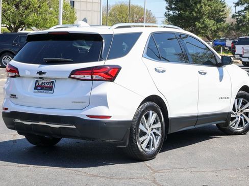 Used 2022 Chevrolet Equinox Premier image 3