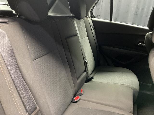 Used 2021 Chevrolet Trax LS FWD image 14