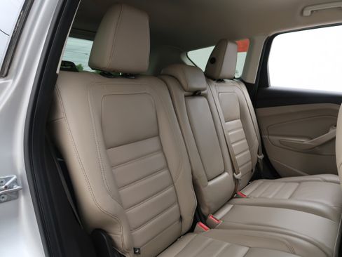 Used 2018 Ford Escape Titanium AWD/4WD image 37