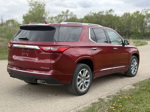 Used 2020 Chevrolet Traverse Premier AWD/4WD image 7