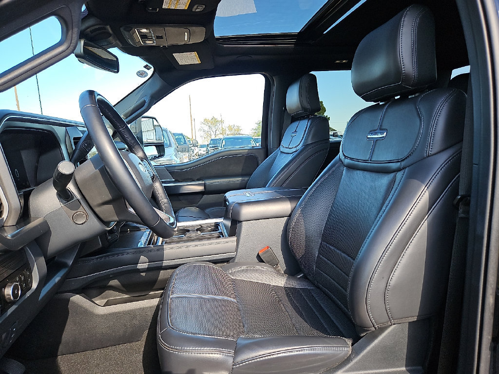 Used 2025 Ford F250 Platinum w/ FX4 Off-Road Package AWD/4WD image 19