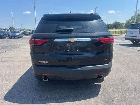 Used 2023 Chevrolet Traverse LT FWD image 6