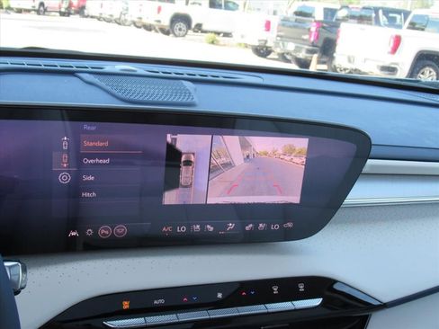 New 2026 Buick Enclave Avenir image 23