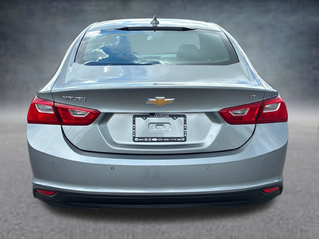 Used 2025 Chevrolet Malibu LT FWD image 4