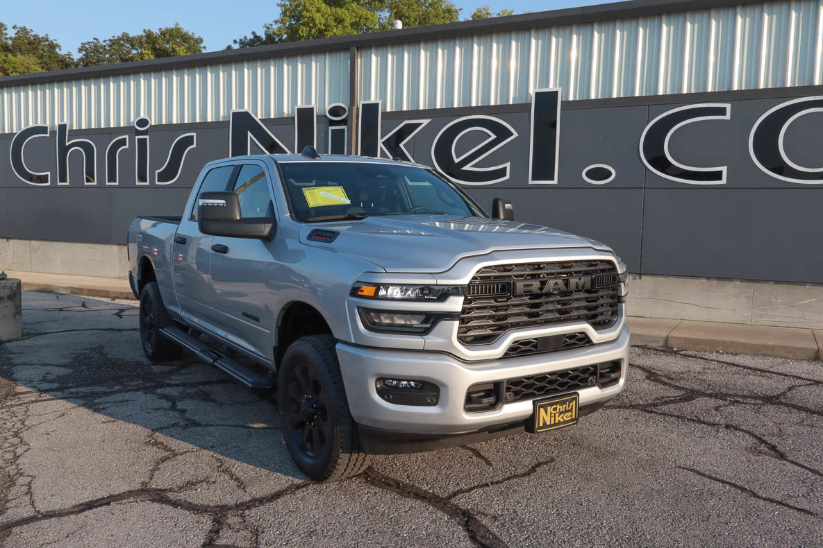 Used 2026 RAM 2500 Big Horn AWD/4WD image 1