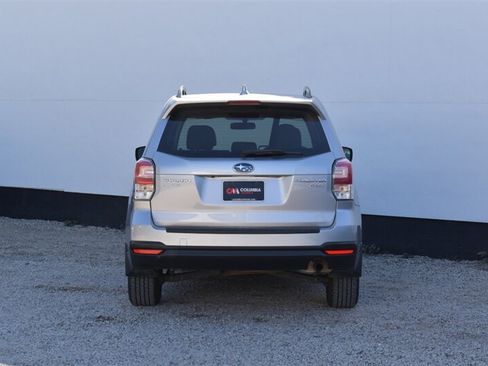 Used 2017 Subaru Forester 2.5i Premium w/ Protection Package #1 AWD/4WD image 4