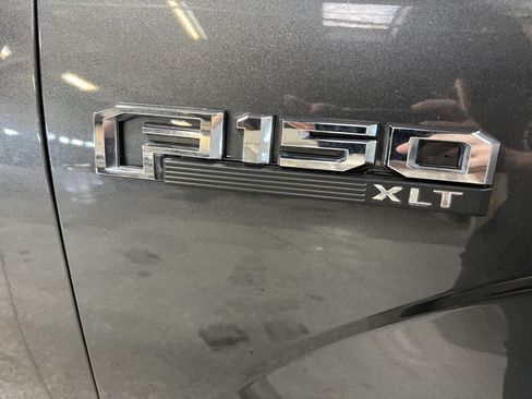Used 2019 Ford F150 XLT w/ Equipment Group 302A Luxury AWD/4WD image 9