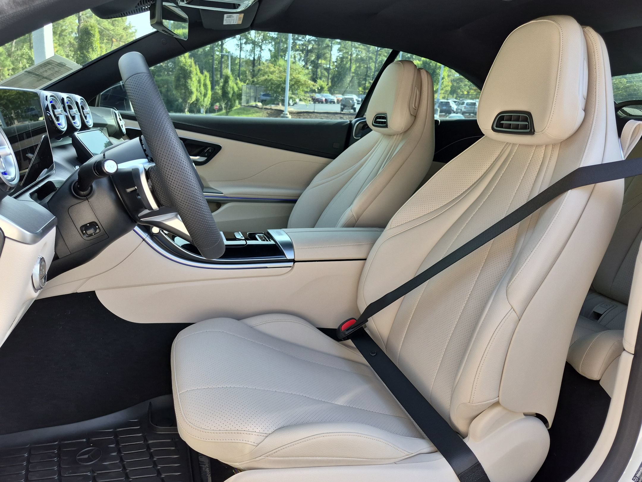 New 2027 Mercedes-Benz CLE 450 4MATIC Cabriolet image 16